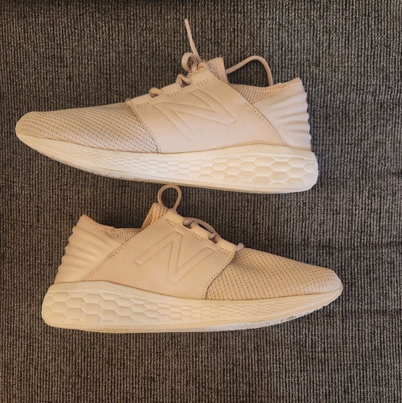 New Balance WCRUZSV2 Sneakers, size 10.5 - Picture 2 of 8